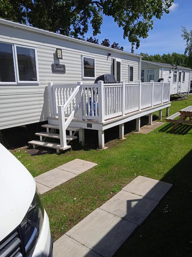 Chalet, Balcony, Bbq, Sleeps 6, Apartment Lytchett Minster Bagian luar foto